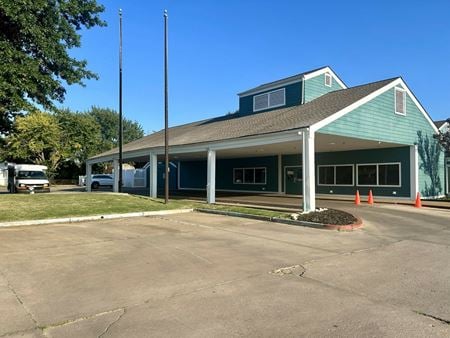 Photo of commercial space at 2009 W Washington St in Broken Arrow