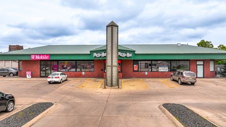 Retail space for Rent at 308 1st. Ave. E. in Newton