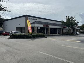 Stonewood Plaza - 3832 Baymeadows Road