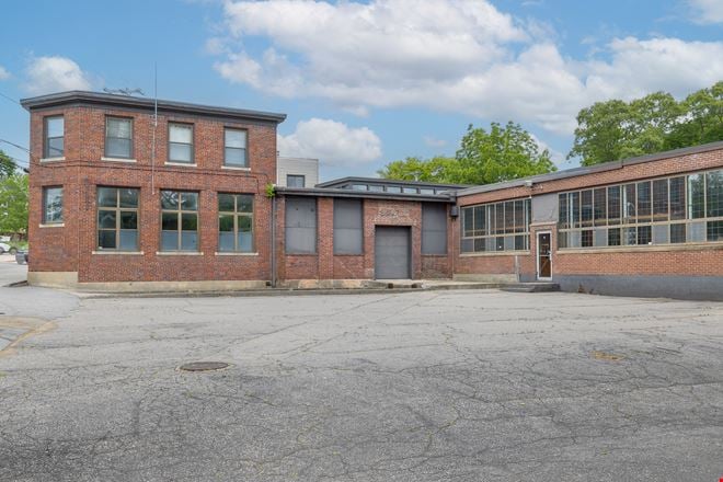 Prime Commercial Opportunity 37,252±SF - Warwick RI