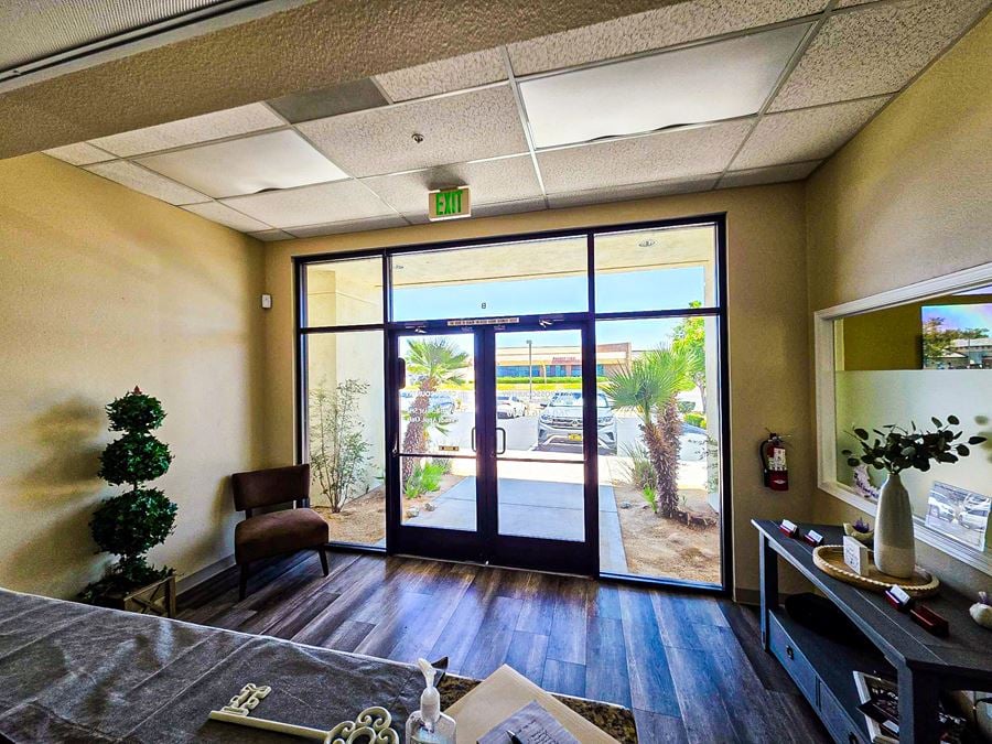 12600 Hesperia Rd Suites A & B