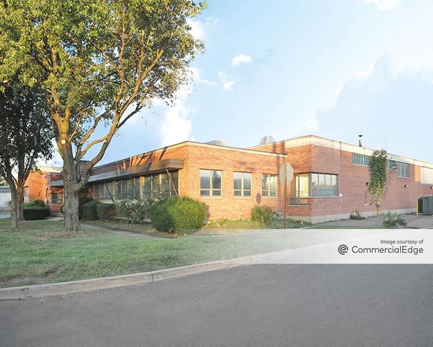 200 Green Street, Teterboro, NJ Industrial Building