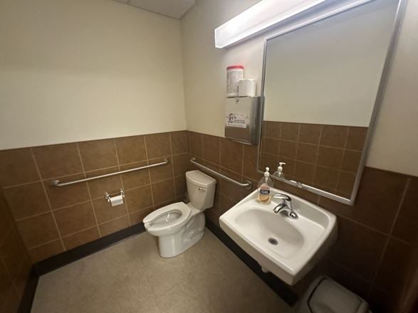 4,600 SQ.FT. MEDICAL OFFICE BUILDING