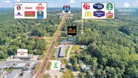 Fully Renovated Flex/Retail Commercial Building