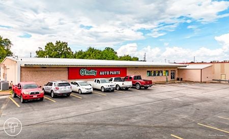 Retail space for Sale at 705 Bessemer Ave in Llano