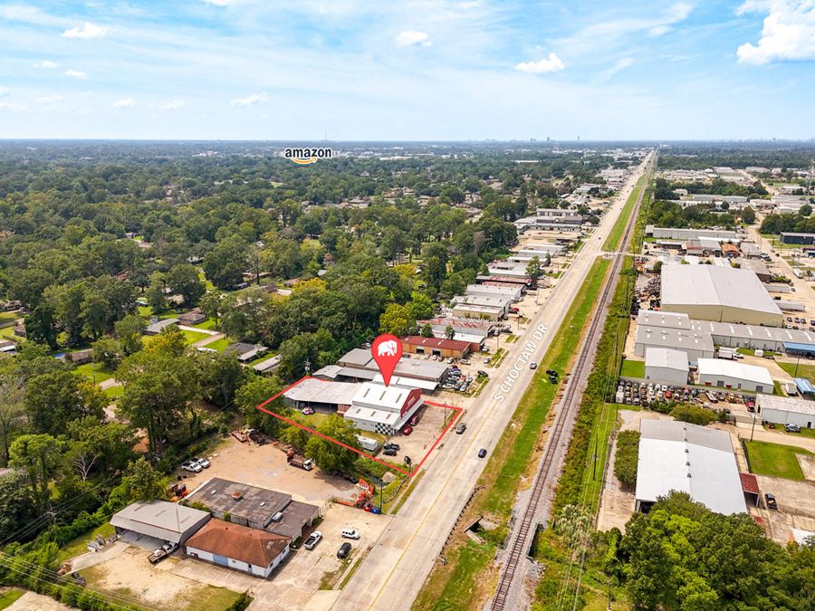 Industrial / Retail Live-Work Opportunity on S Choctaw Dr – Motivated Seller