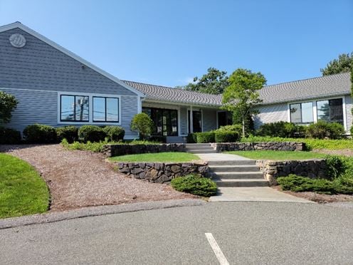 62 Accord Park Drive