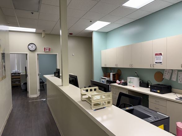 4,354 SF Medical Office For Sublease