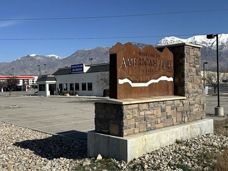 Retail space for Sale at 705 S 500 E in American Fork
