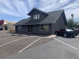 Retail property in Phoenix, AZ