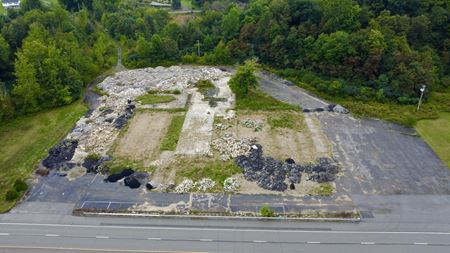 Photo of commercial space at 1465 Sampson Street in New Castle