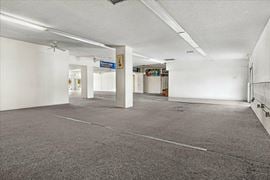 Prime Retail Space on Olive Ave, Porterville