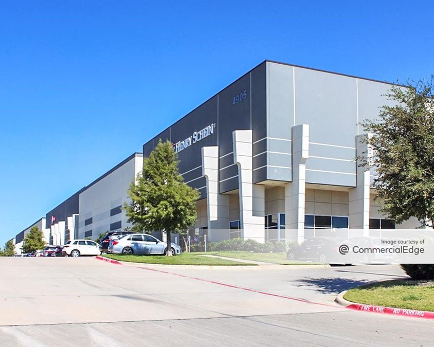 4905 New York Avenue, Arlington, TX 76018