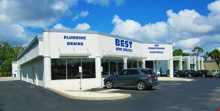 Office space for Sale at 16080-16090 South Tamiami Trail in Fort Myers