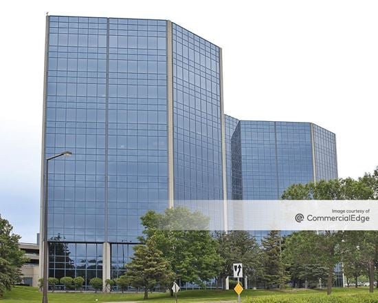 International Plaza