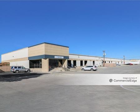 Industrial space for Rent at 3453 North Panam Expwy in San Antonio
