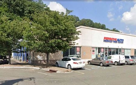 Retail space for Rent at 5 SR-17 in Hasbrouck Heights