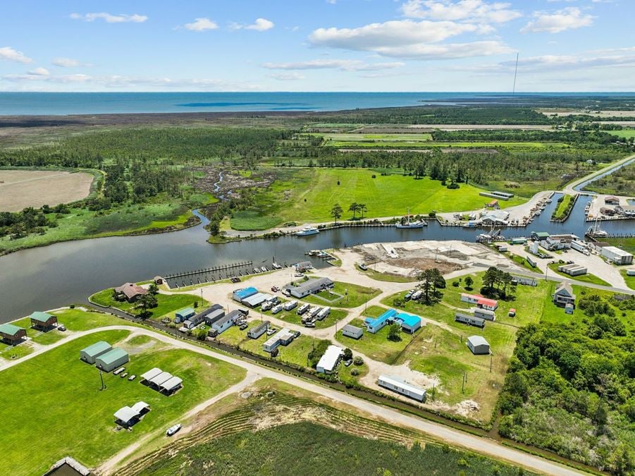 Big Trout Marina - RV Park & Cafe - 7 + Acre Waterfront Property