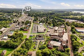 Downtown Lenoir City Shopping Center