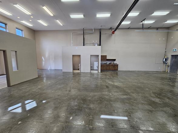 7471 Edgar Industrial Bend - Unit 24