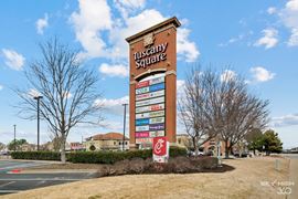 Tuscany Square Plaza