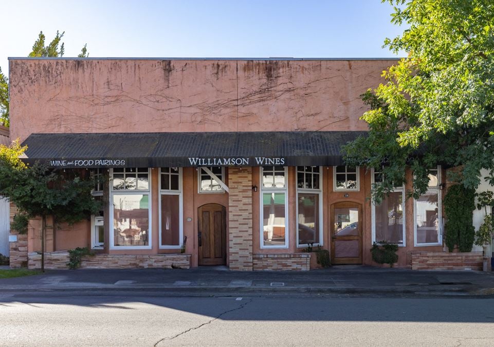 Downtown Healdsburg Tasting Room