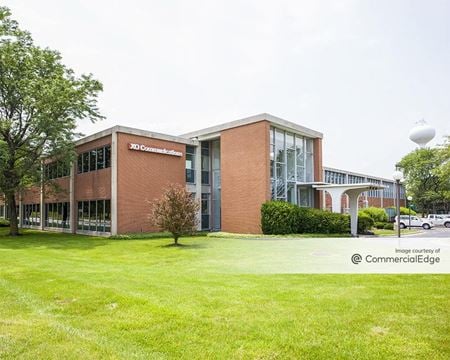 Office space for Rent at 800 Jorie Blvd in Oak Brook