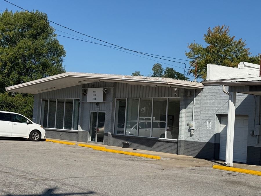 1818 Petersburg Rd.