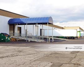 Raritan Center Business Park - 300 Columbus Circle & 400 Raritan Center Pkwy