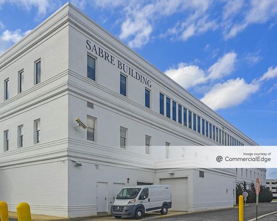 Iron Hill Corporate Center - Sabre Wing