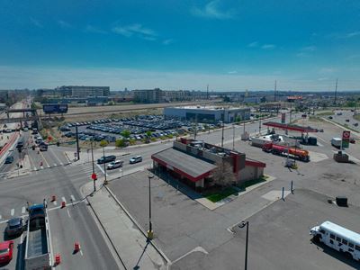 900 West Alameda
