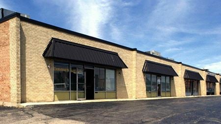 Photo of commercial space at 1104 Lunt Ave in Schaumburg