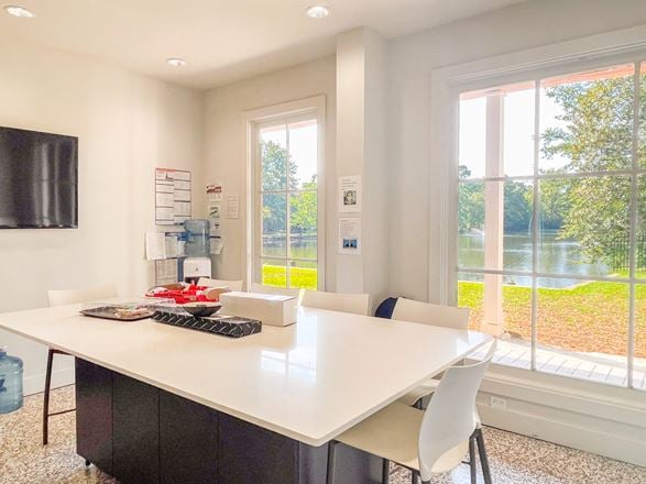 Class A Office Condo in Myrtle Lake Plaza for Lease