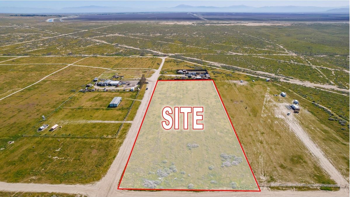 ±4 Acres of Level Land in Taft, CA