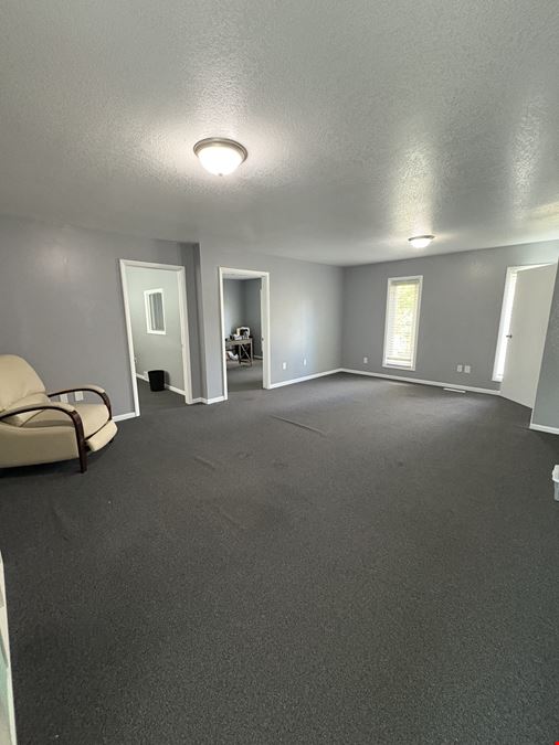 2400 N Reynolds Rd