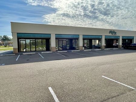 Retail space for Rent at 904 Municipal Drive in Brandon