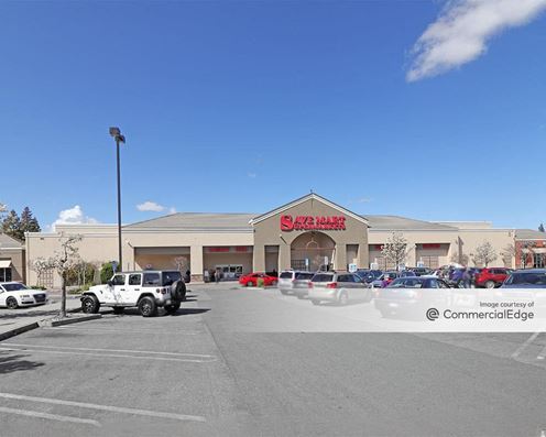 Foothill Junction Shopping Center - 5060 Foothills Blvd