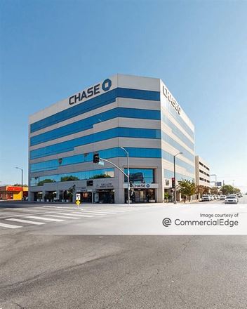 6400 Laurel Canyon Blvd