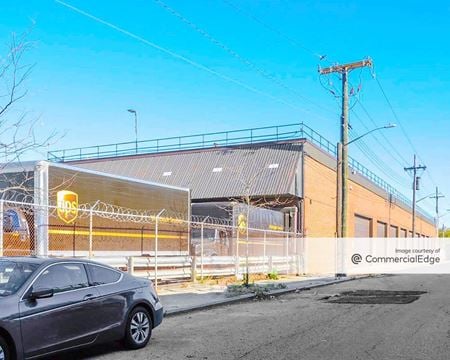 Industrial space for Rent at 4275 Boston Road in Bronx