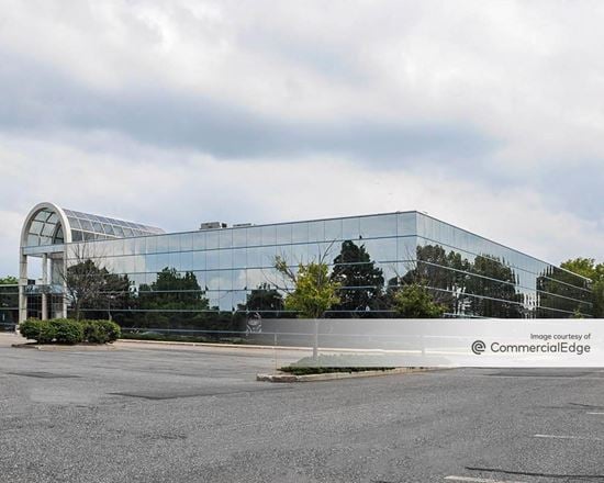 Melville Corporate Plaza