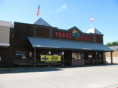 Retail space for Rent at 5340 Northwest Cache Road in Lawton