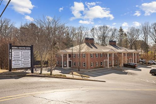 Modern Second-Floor Office Suite in Roswell
