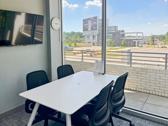 Regus - Charlotte- E Independence
