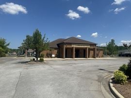 Medical Office/Banking Facility For Lease