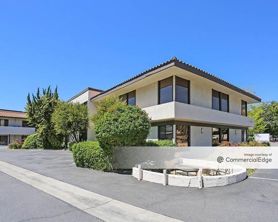 Calabasas Center - 26540 & 26560 Agoura Road