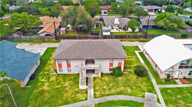 3618, 3622, 3625 Crestbrook Ct