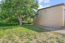 303 Elgin Ave