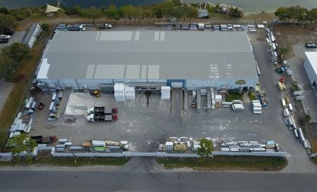 Industrial space for Rent at 17550 East St in Fort Myers