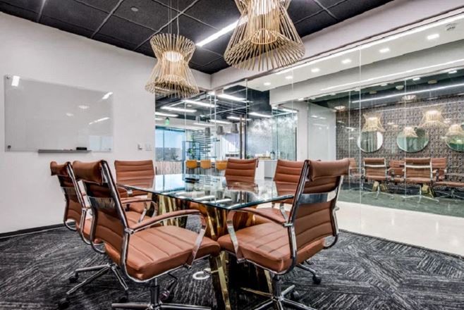 Lucid Private Offices - 511 East John West Carpenter Freeway
