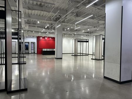 2055     Space Photo Gallery 2